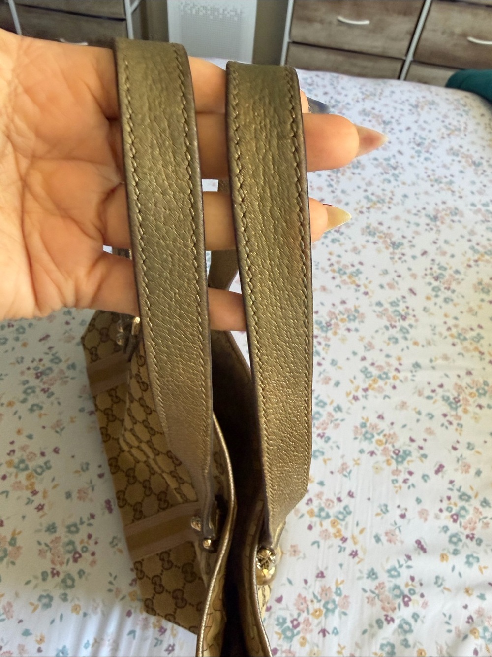 Gucci Tan Brown GG Canvas Tote with Gold Trim - Picture 7 of 11